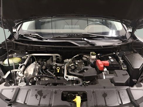 Used 2021 Nissan Rogue S FWD image 22