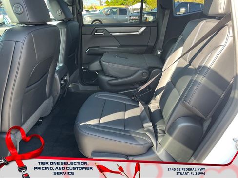 New 2026 GMC Acadia Elevation w/ Elevation Premium Package image 11