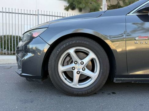 Used 2017 Chevrolet Malibu LS FWD image 6
