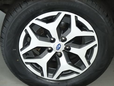 Certified 2021 Subaru Forester Premium w/ Popular Package #1 AWD/4WD image 11
