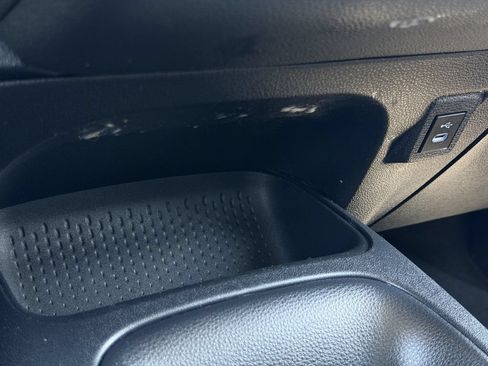 Used 2023 Toyota Corolla LE FWD image 20