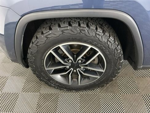 Used 2020 Jeep Grand Cherokee Trailhawk w/ Trailhawk Luxury Group image 31