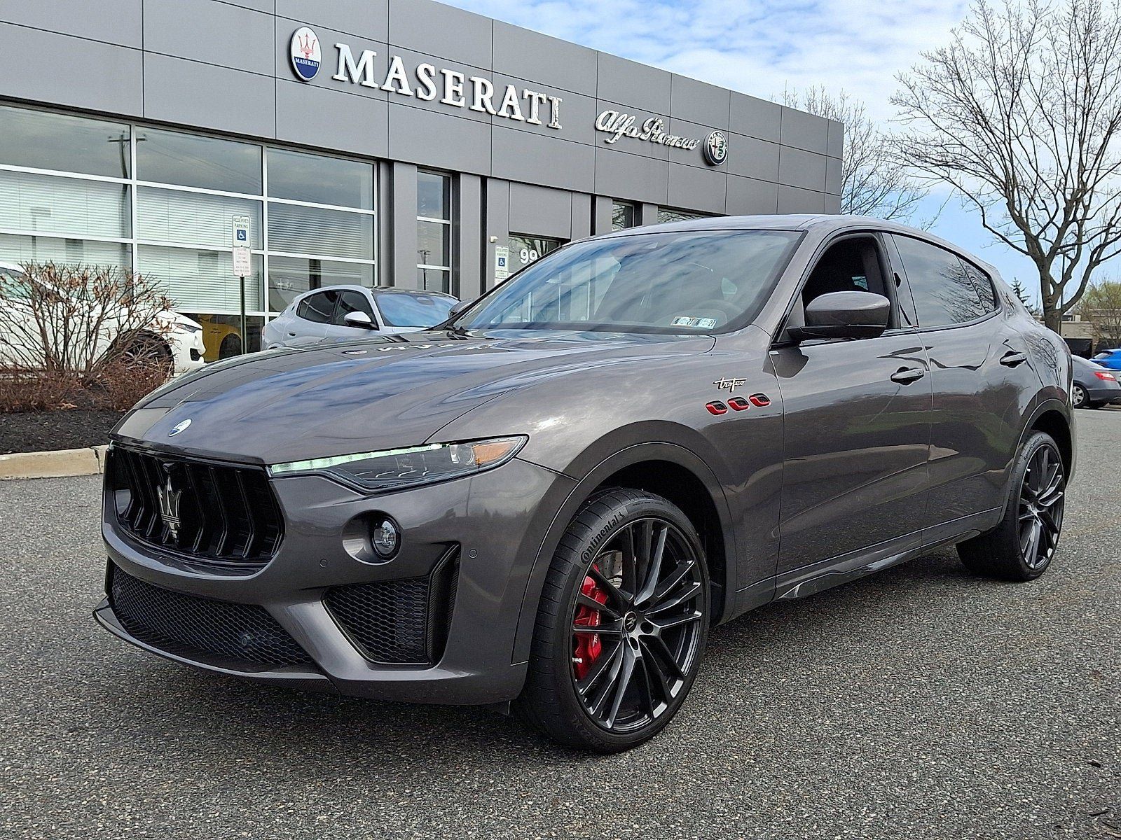 Used 2023 Maserati Levante Trofeo AWD/4WD image 1