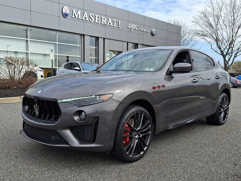 Used 2023 Maserati Levante Trofeo AWD/4WD image 1