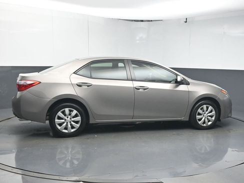 Used 2016 Toyota Corolla L image 8