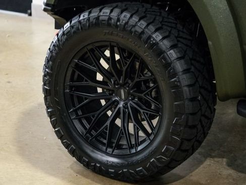 Used 2025 Ford F150 Raptor w/ Equipment Group 803A Raptor R AWD/4WD image 11
