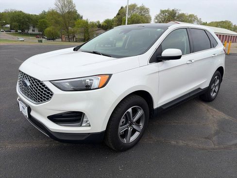 Used 2024 Ford Edge SEL w/ Convenience Package AWD/4WD image 1