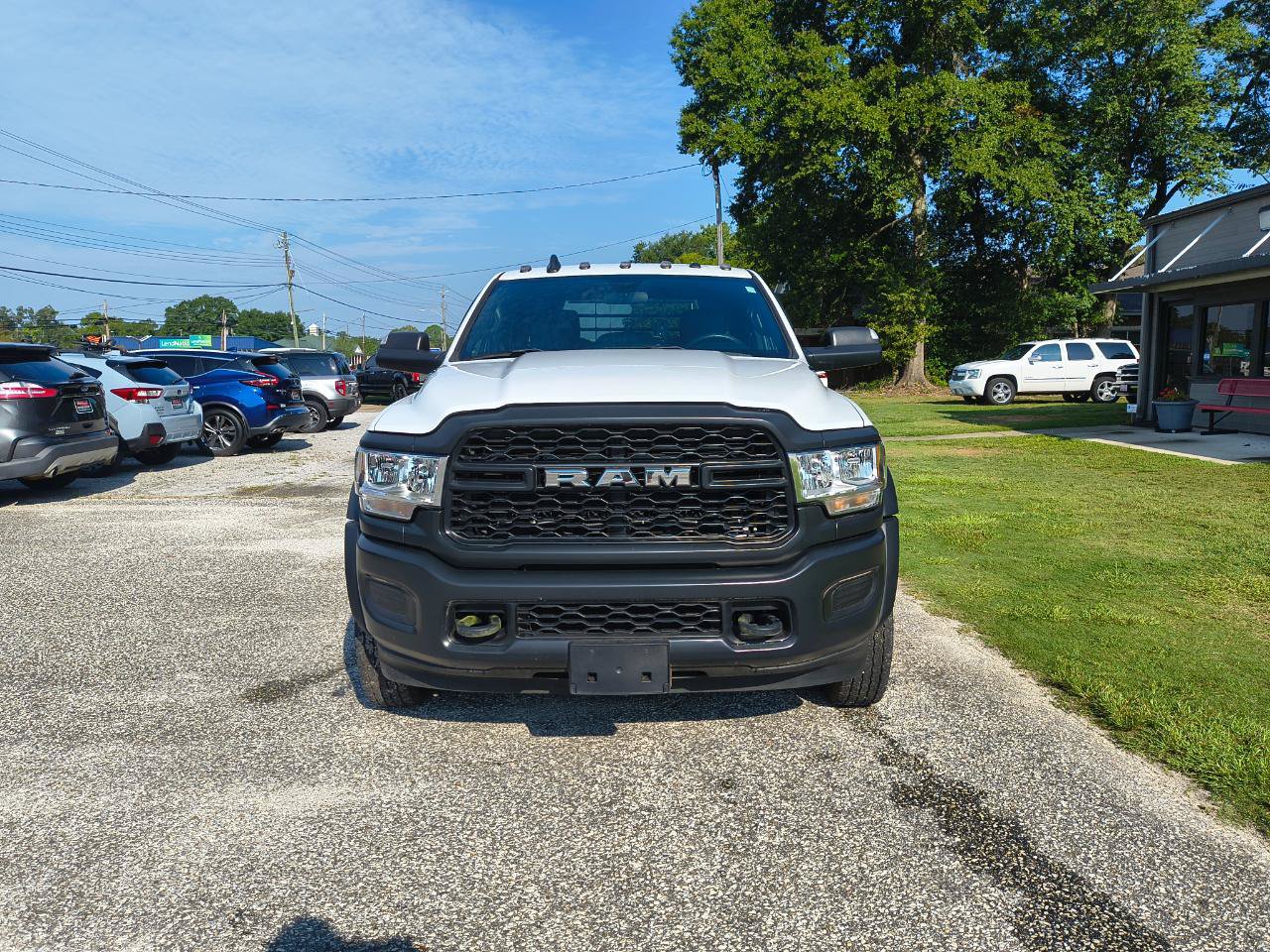 Used 2022 RAM 5500 Tradesman AWD/4WD image 3