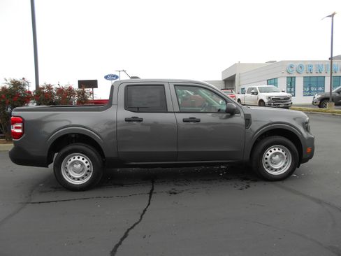 New 2026 Ford Maverick XL image 26