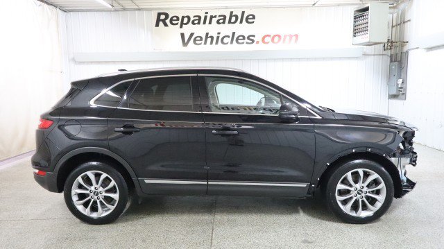 Used 2019 Lincoln MKC Select w/ Select Plus Package AWD/4WD image 4