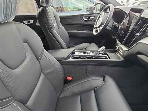 New 2026 Volvo XC60 B5 Ultra w/ Protection Package Premier image 8