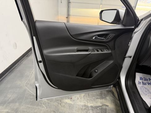 Used 2020 Chevrolet Equinox LT AWD/4WD image 10