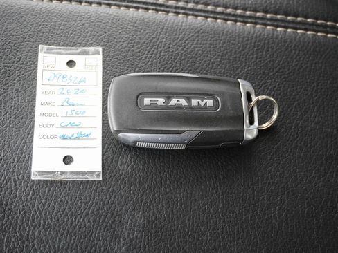 Used 2020 RAM 1500 Laramie image 32