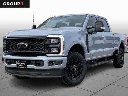 New 2026 Ford F250 Lariat w/ Black Appearance Package