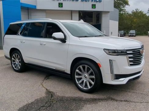 Used 2022 Cadillac Escalade Premium Luxury Platinum image 2
