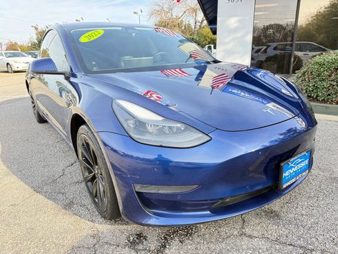 Used 2022 Tesla Model 3 Standard Range image 7