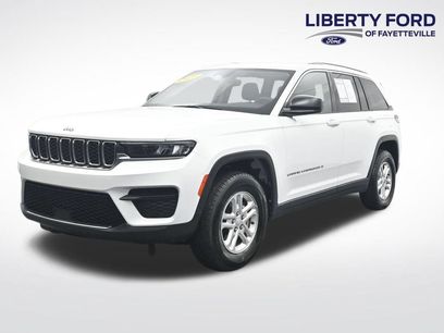 Used 2023 Jeep Grand Cherokee Laredo