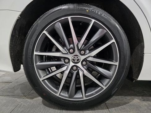 Used 2023 Toyota Camry XLE image 24