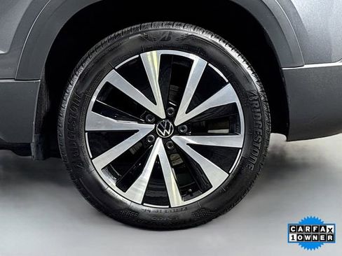 Used 2023 Volkswagen Taos SE image 31