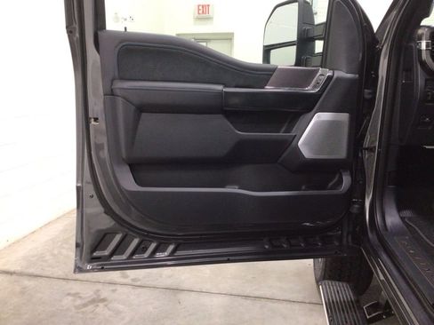 New 2026 Ford F250 Platinum image 24