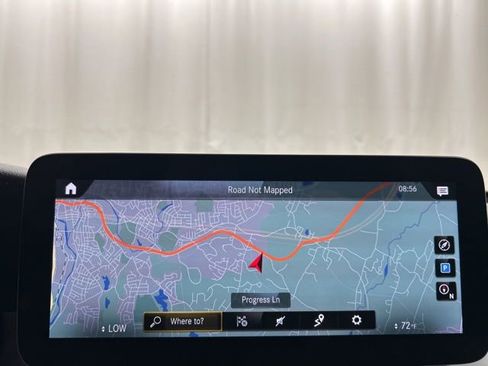 Used 2021 Mercedes-Benz GLC 300 4MATIC w/ Multimedia Package image 18