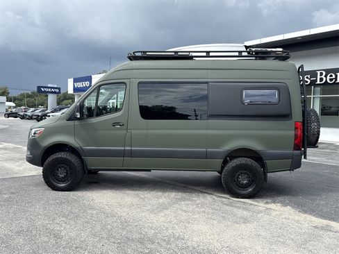 Used 2019 Mercedes-Benz Sprinter 2500 image 2