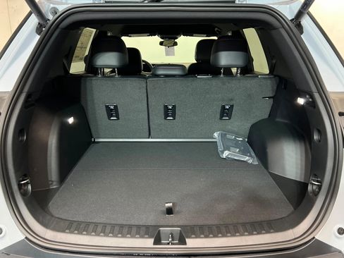 New 2026 Chevrolet Equinox RS w/ Convenience Package III image 23