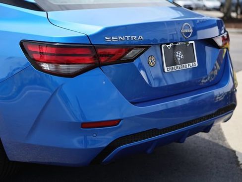Used 2025 Nissan Sentra SV FWD image 9
