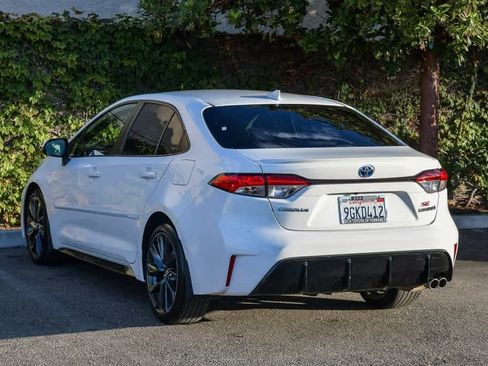 Certified 2023 Toyota Corolla SE image 8