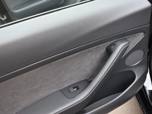 Used 2023 Tesla Model 3 Standard Range RWD image 20