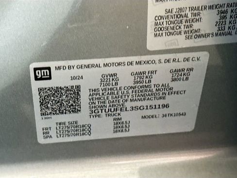 Used 2025 GMC Sierra 1500 AT4X AWD/4WD image 35