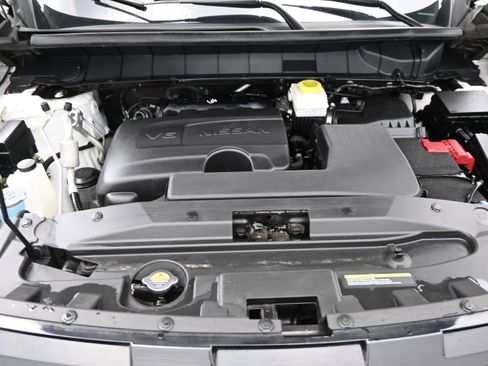 Used 2024 Nissan Pathfinder SL w/ SL Premium Package FWD image 19