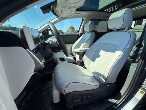 Used 2024 Hyundai Ioniq 5 Limited image 16