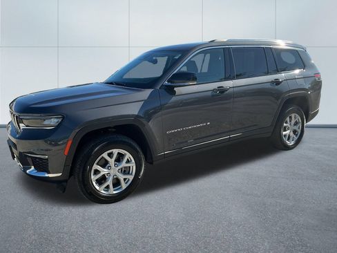 Certified 2023 Jeep Grand Cherokee L Limited AWD/4WD image 2