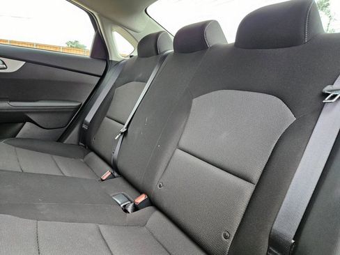 Used 2023 Kia Forte LX FWD image 15