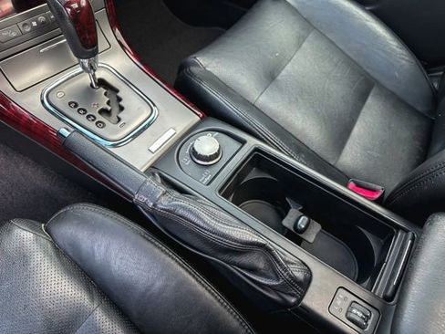 Used 2007 Subaru Outback 2.5XT Limited image 19