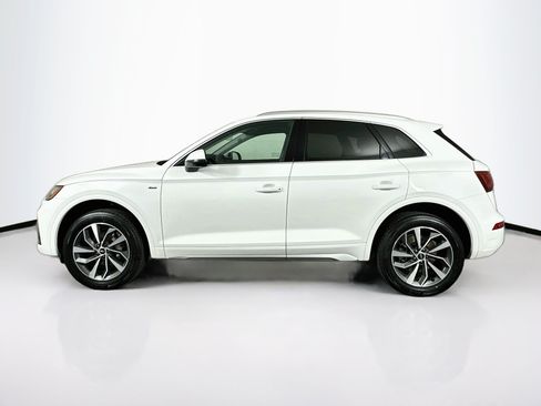 Used 2023 Audi Q5 2.0T Premium Plus w/ Premium Plus Package AWD/4WD image 4