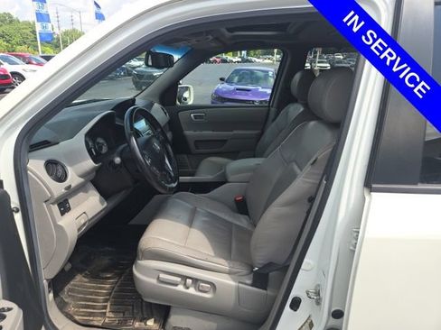 Used 2011 Honda Pilot Touring image 10