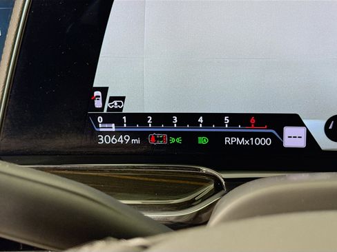 Used 2023 Cadillac Escalade Sport w/ LPO, ONYX Package image 12