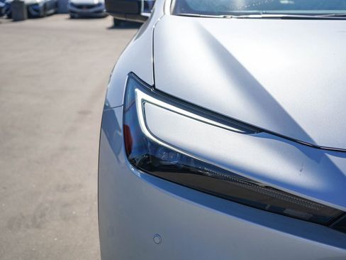 New 2026 Toyota Prius Plug-In Hybrid image 11