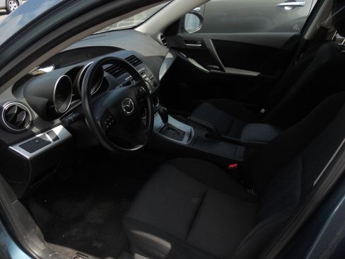 Used 2010 MAZDA MAZDA3 i Touring FWD image 5