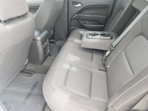 Used 2017 Chevrolet Colorado LT w/ LT Convenience Package RWD image 29