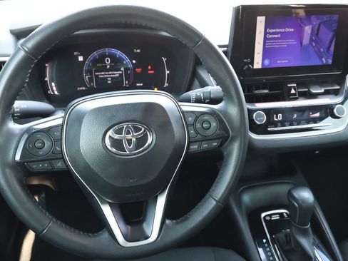 Used 2026 Toyota Corolla SE FWD image 16