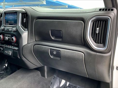 Used 2022 Chevrolet Silverado 2500 LT w/ Convenience Package image 19