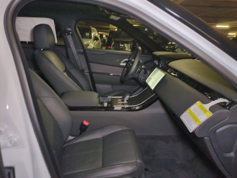 New 2026 Land Rover Range Rover Velar S AWD/4WD image 29