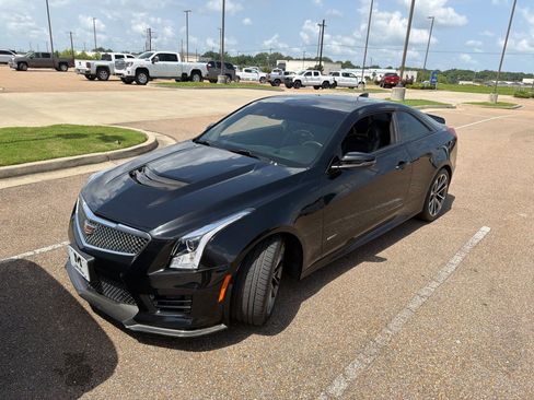 Used 2016 Cadillac ATS V w/ Luxury Package RWD image 1