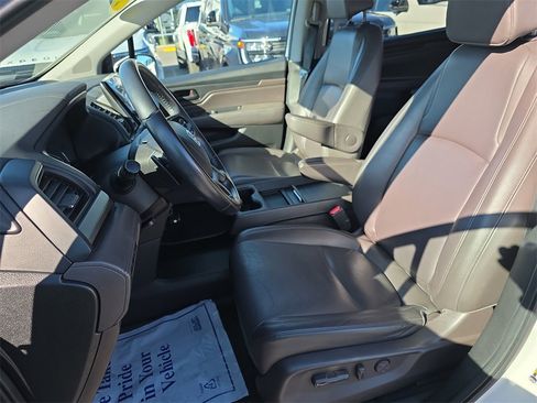 Used 2018 Honda Odyssey EX-L image 12