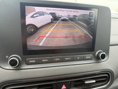 Used 2023 Hyundai Kona SEL image 10