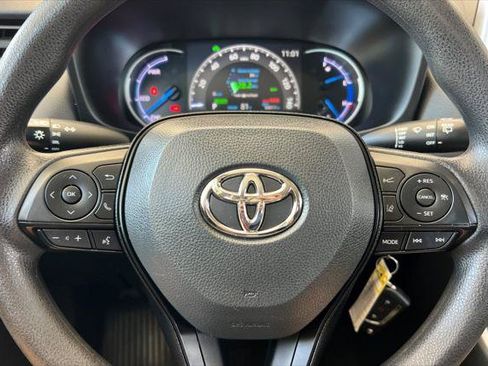 Certified 2023 Toyota RAV4 LE AWD/4WD image 24