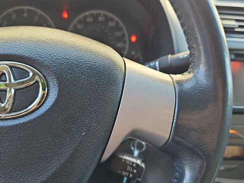 Used 2013 Toyota Corolla LE w/ Premium Pkg FWD image 20